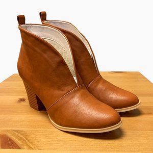 Deep V Cut Ankle Boots w/ Pointed Toe
